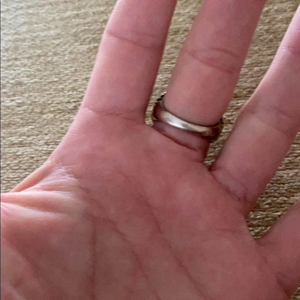 Ring - Picture 2 of 3
